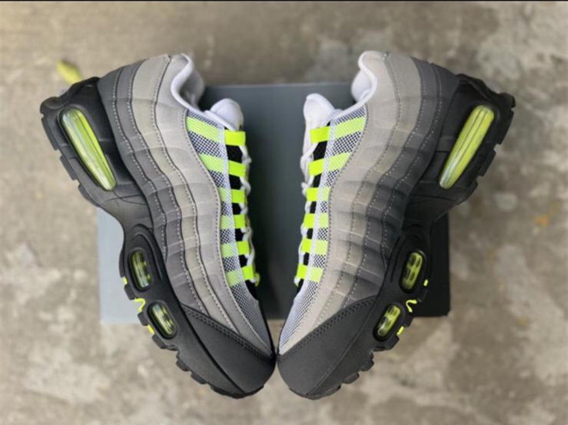 The Nike Air Max 95 OG Big Bubble Neon sz 7-14