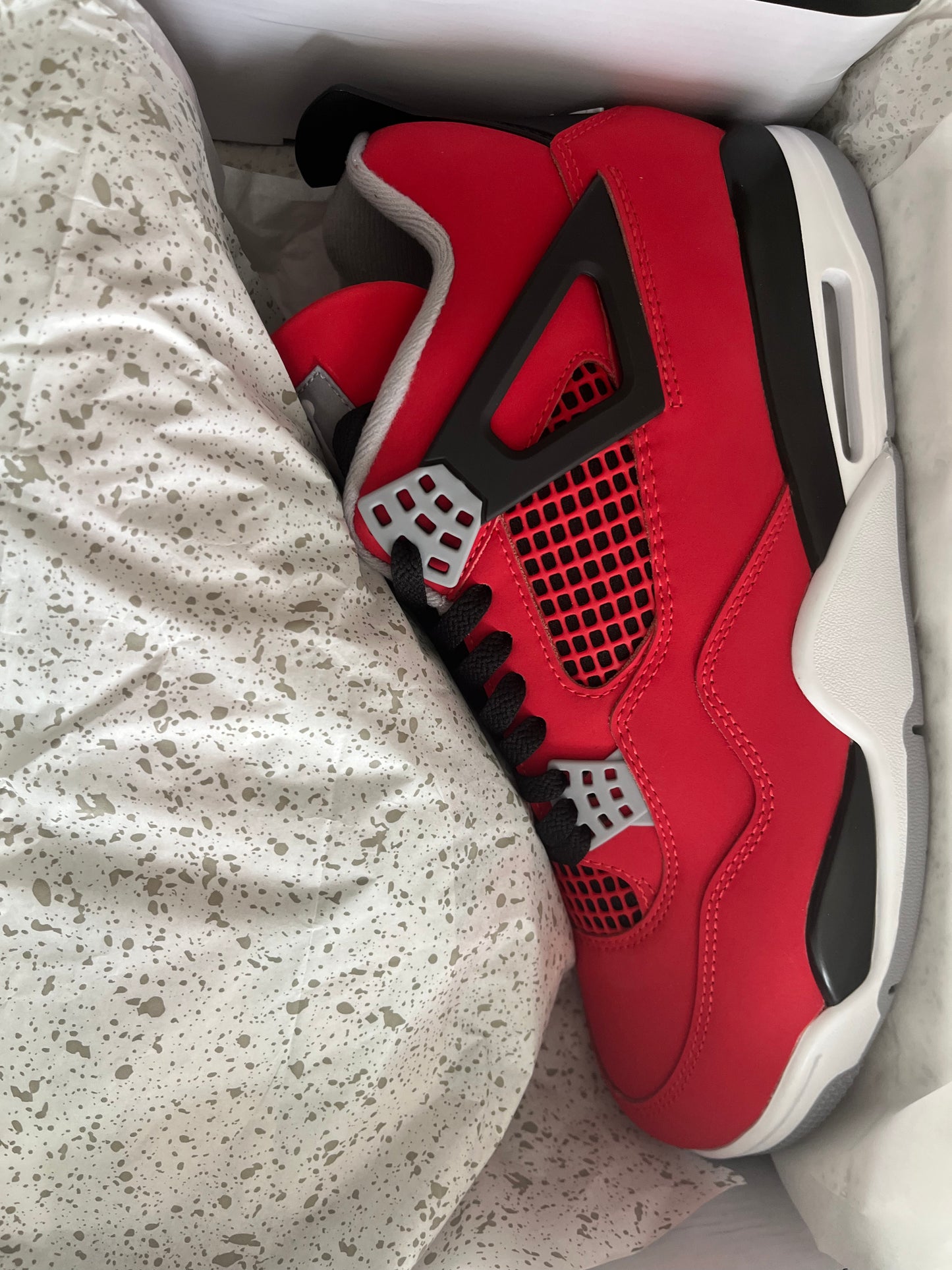 Air Jordan 4 Toro Bravo sz 7-13